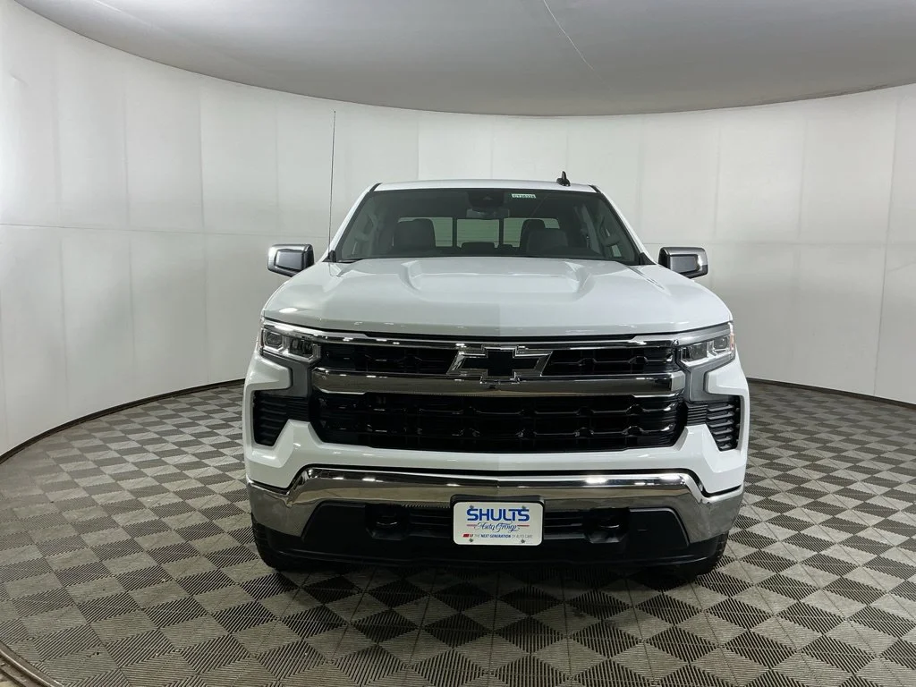 New 2026 White Chevrolet LT image 2