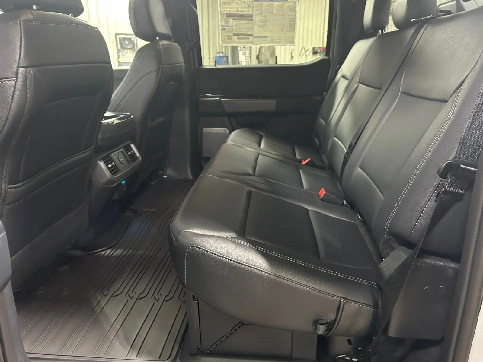 New 2026 Avalanche Ford XLT image 19
