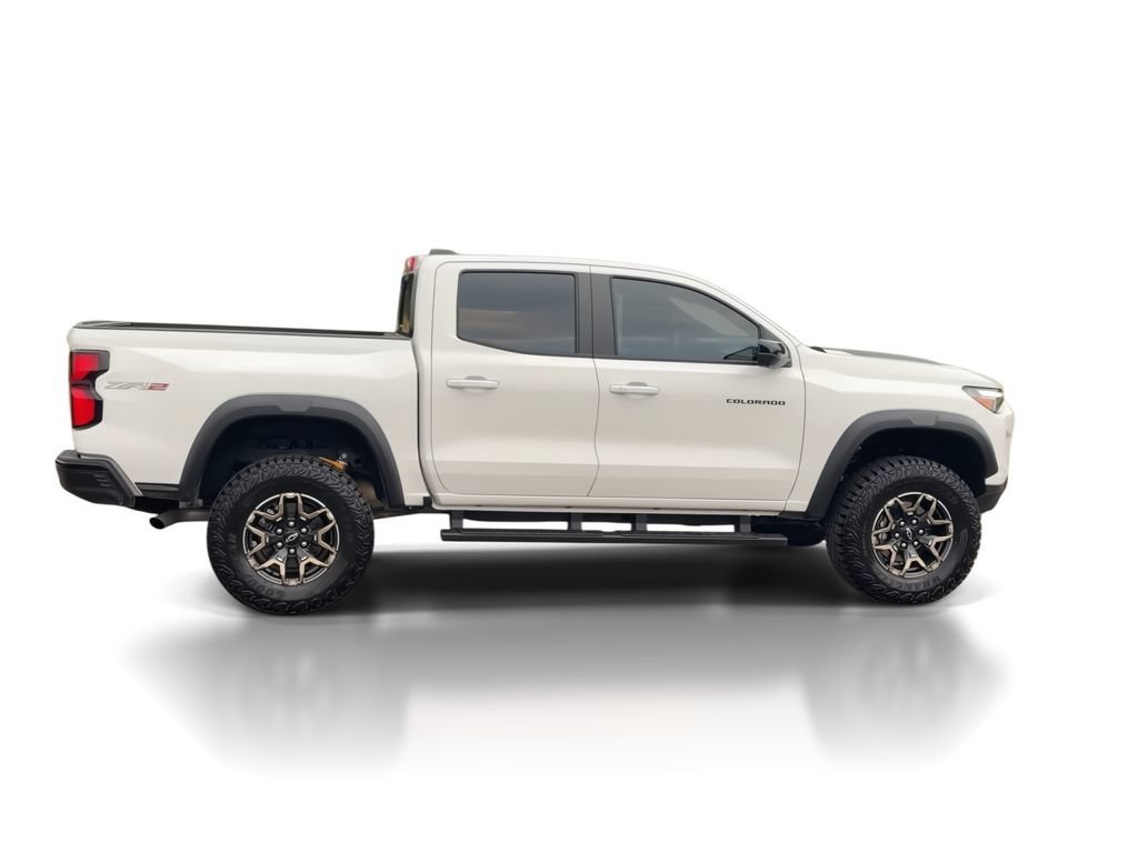 Used 2025 Summit White Chevrolet ZR2 image 9