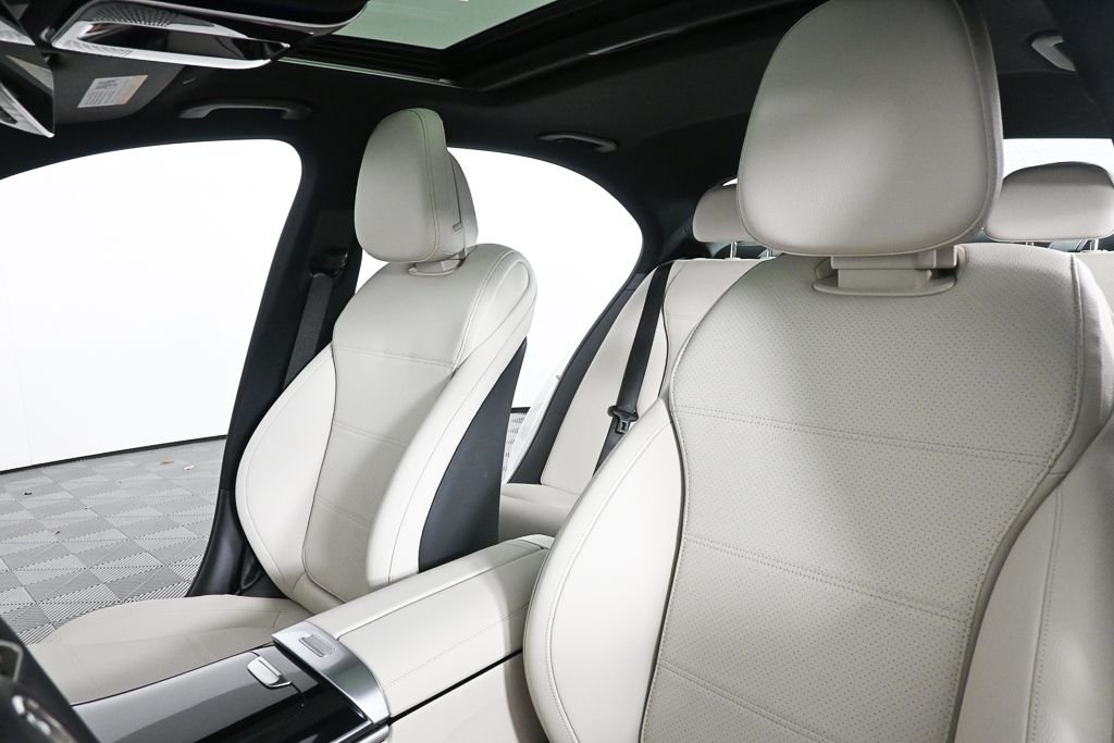 New 2026 Polar White Mercedes-Benz C 300 image 5