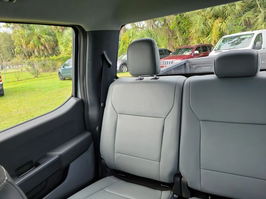 Used 2022 Oxford White Ford XL image 14