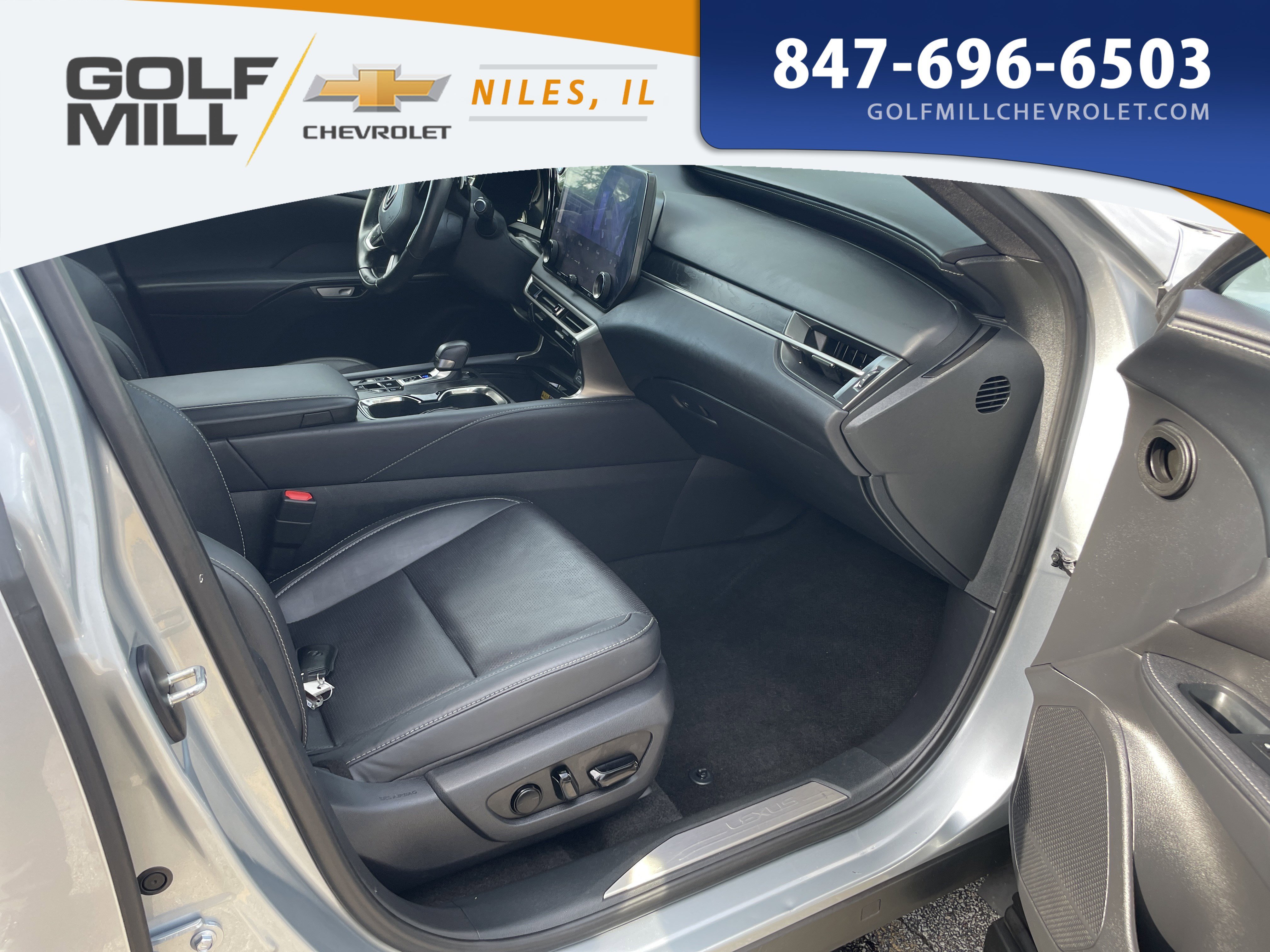 Used 2023 Silver Lexus RX 350 Premium image 36