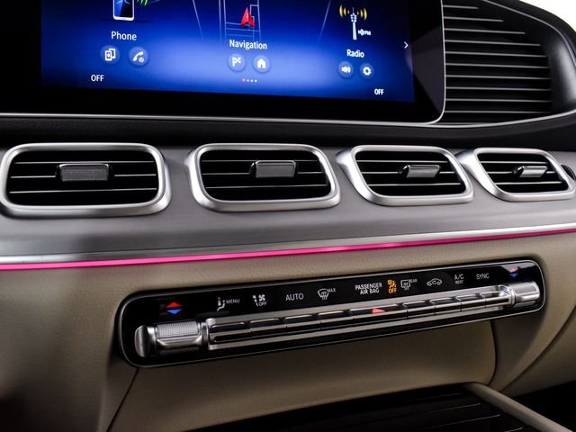 Certified Used 2025 Black Mercedes-Benz GLE 350 image 30