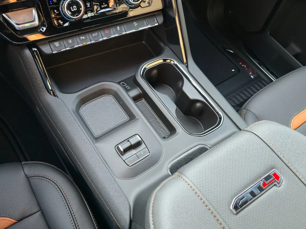 New 2026 Onyx Black GMC AT4 image 18