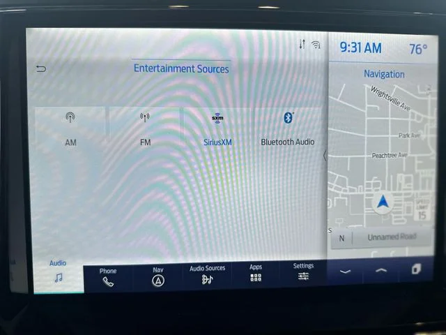 Used 2022 Silver Ford Platinum image 17