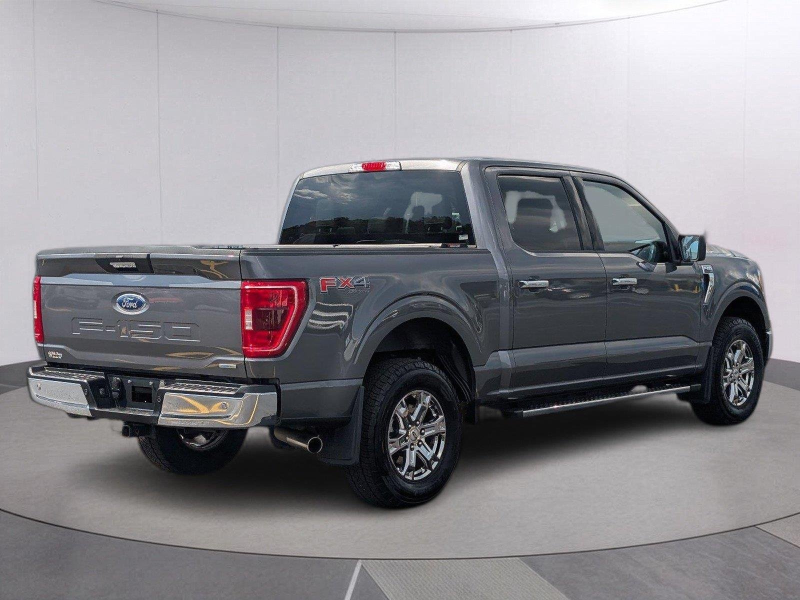 Used 2023 Carbonized Gray Ford XLT image 7