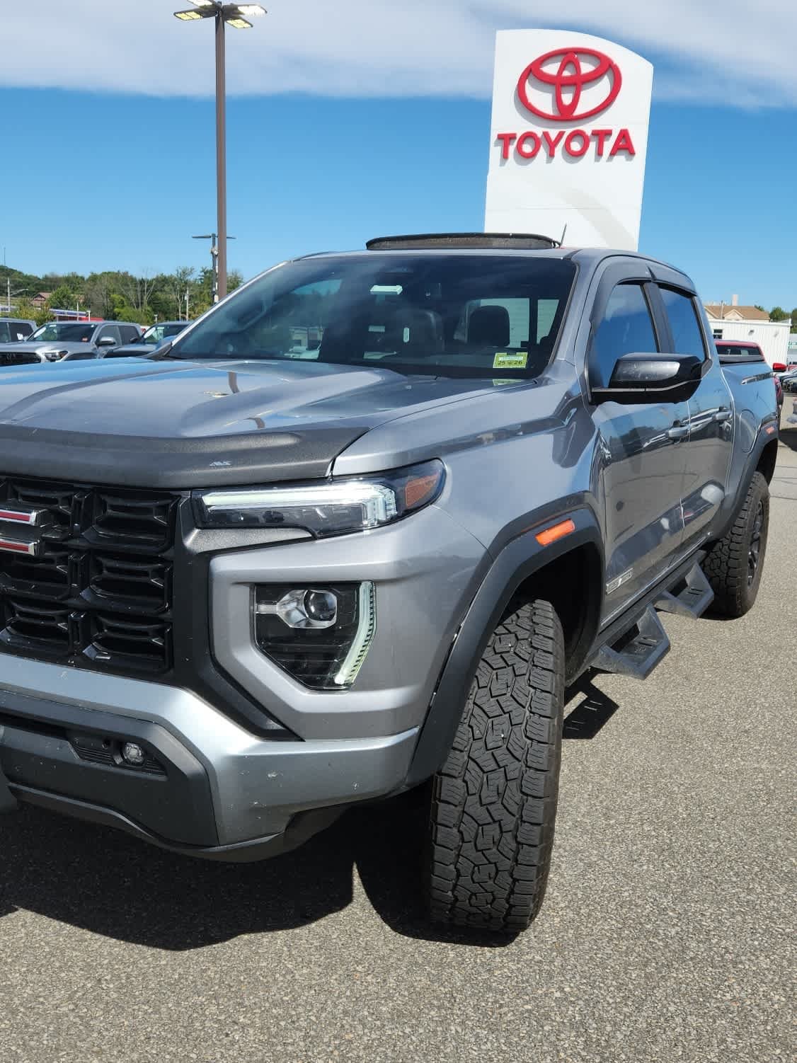 2023 GMC Canyon Elevation