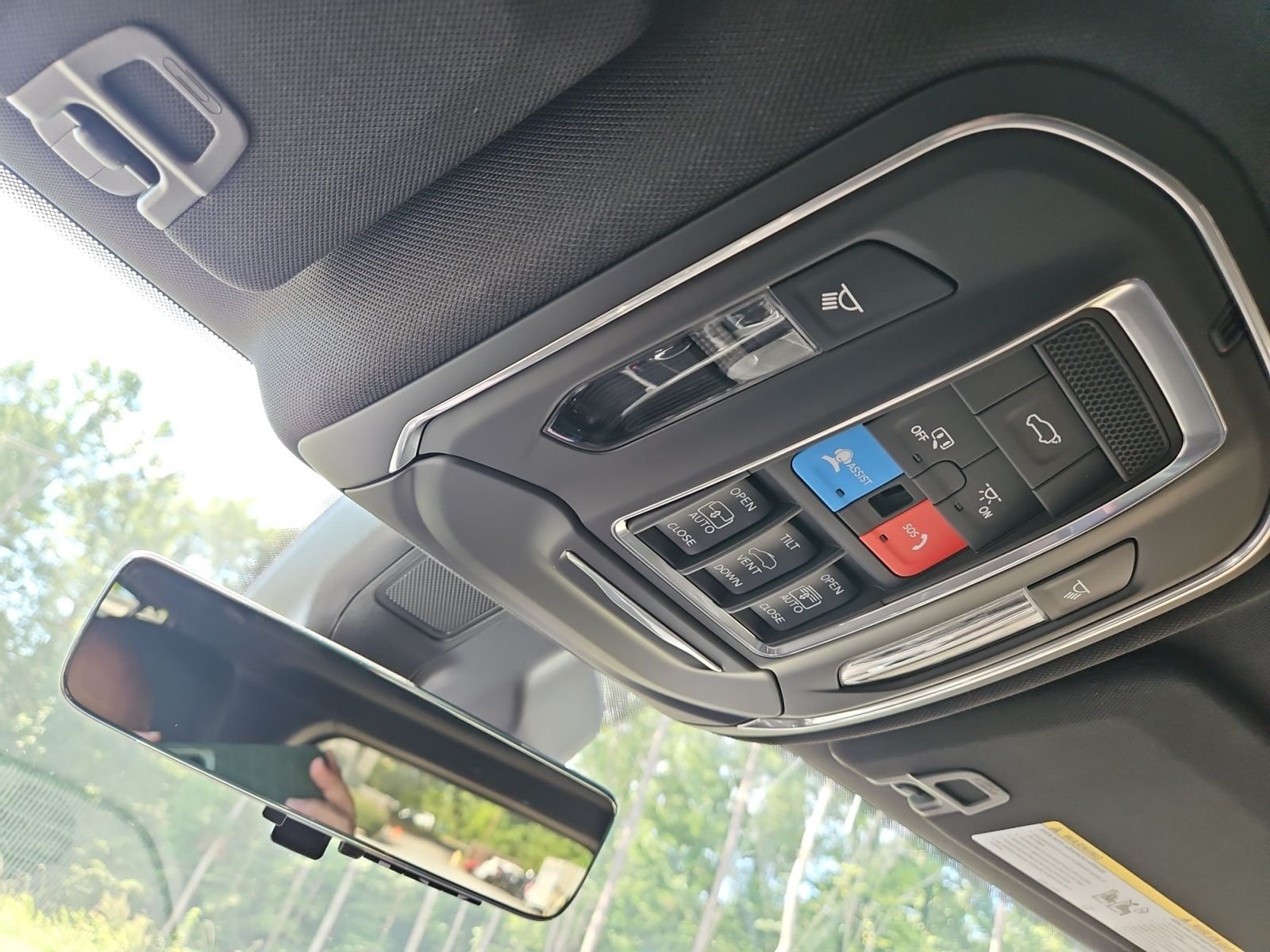 Used 2025 Red Jeep Limited image 29