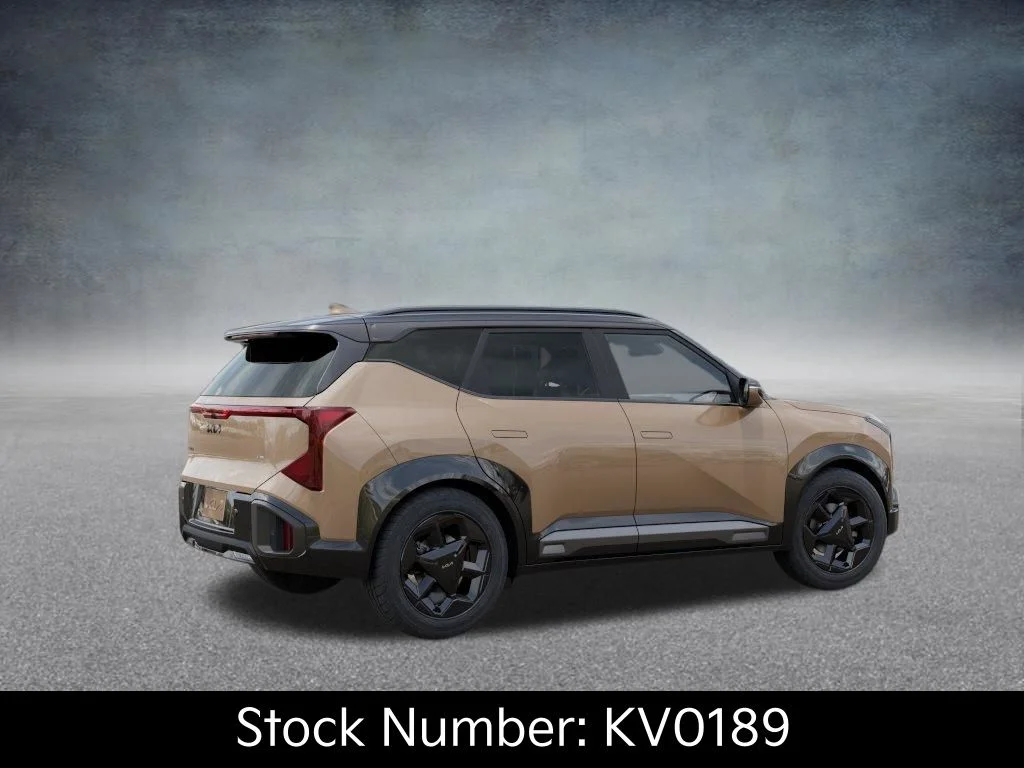 New 2027 Terrain Brown / Black Roof Kia X-Line S image 6