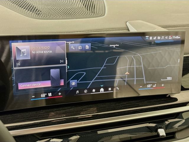 New 2027 White Metallic BMW xDrive40i image 15
