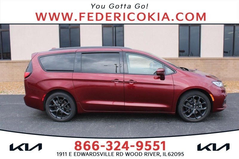 2021 Chrysler Pacifica Touring L