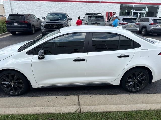 Used 2025 White Toyota SE image 4