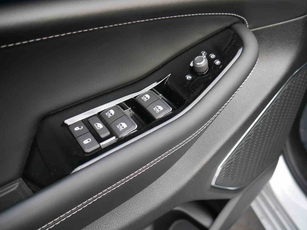2025 Jeep Grand Cherokee L Overland - Photo 26
