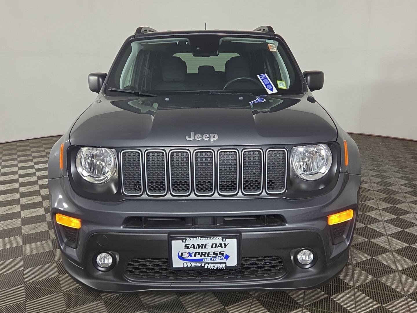 Used 2023 Graphite Gray Jeep Latitude image 7