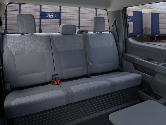 New 2026 Carbonized Gray Metallic Ford XLT image 11