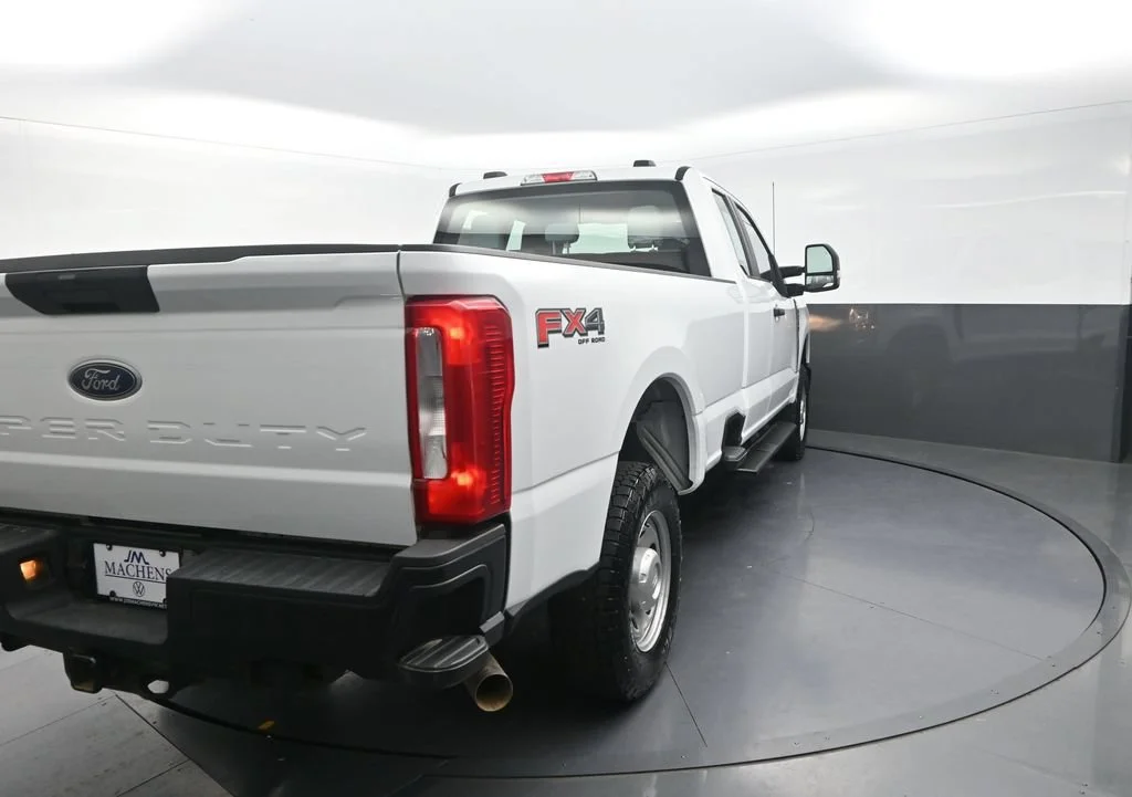 Used 2023 White Ford XL image 10
