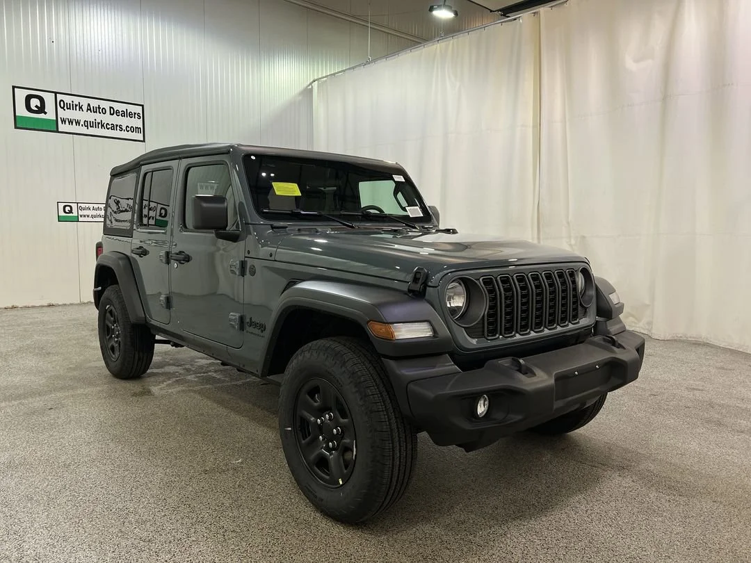 2026 Jeep Wrangler Sport's photo