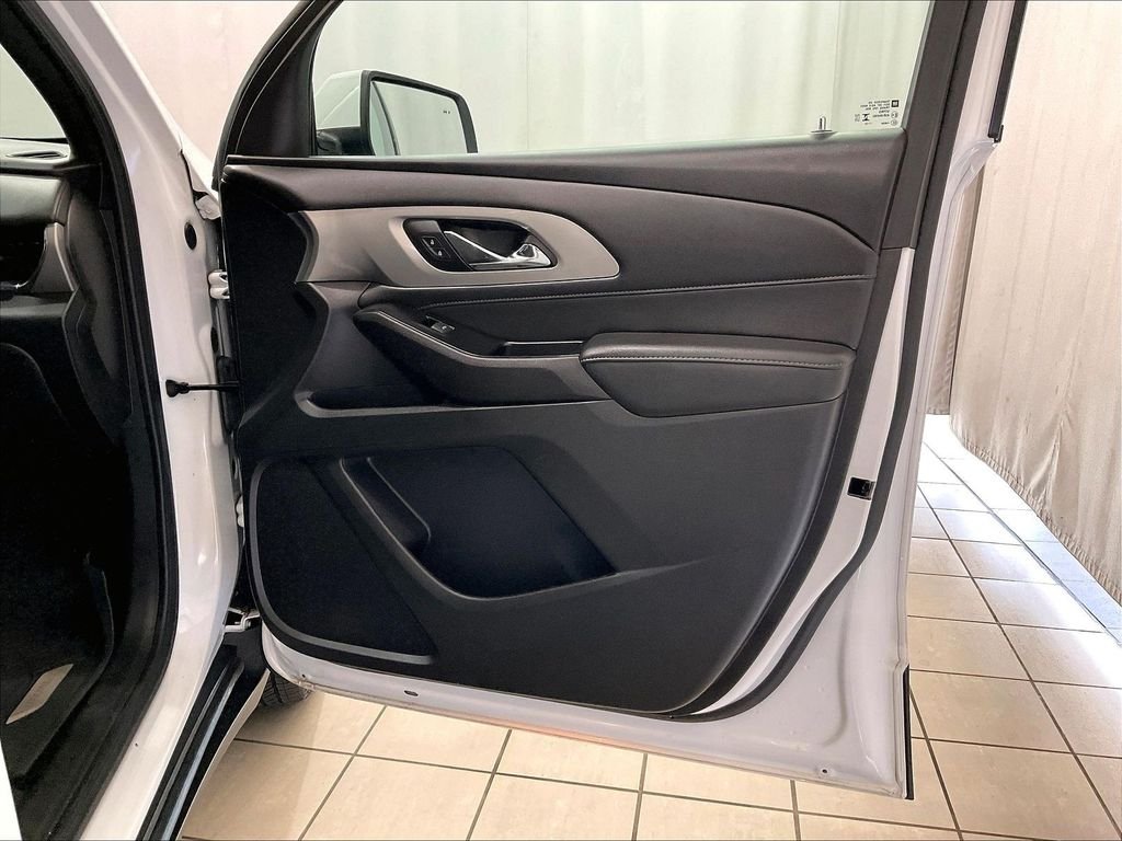 Used 2023 Summit White Chevrolet LT image 12