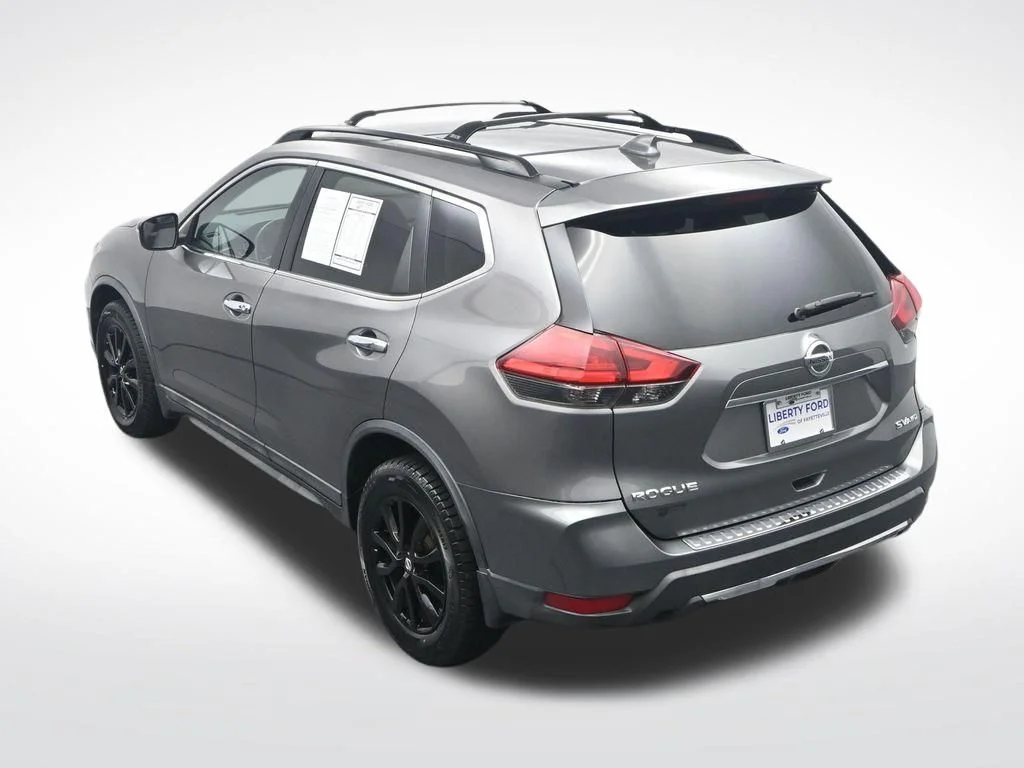 Used 2017 Gray Nissan SV image 35