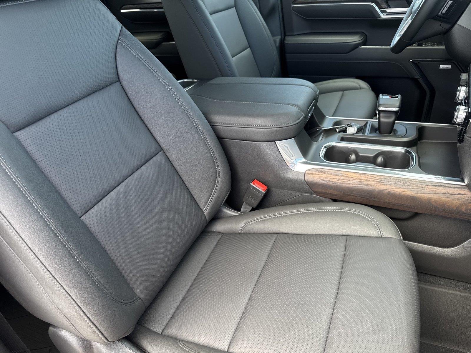New 2026 Sterling Metallic GMC SLT image 37