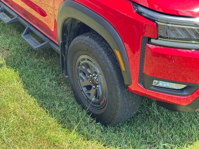 Used 2025 Red Nissan PRO-4X image 10