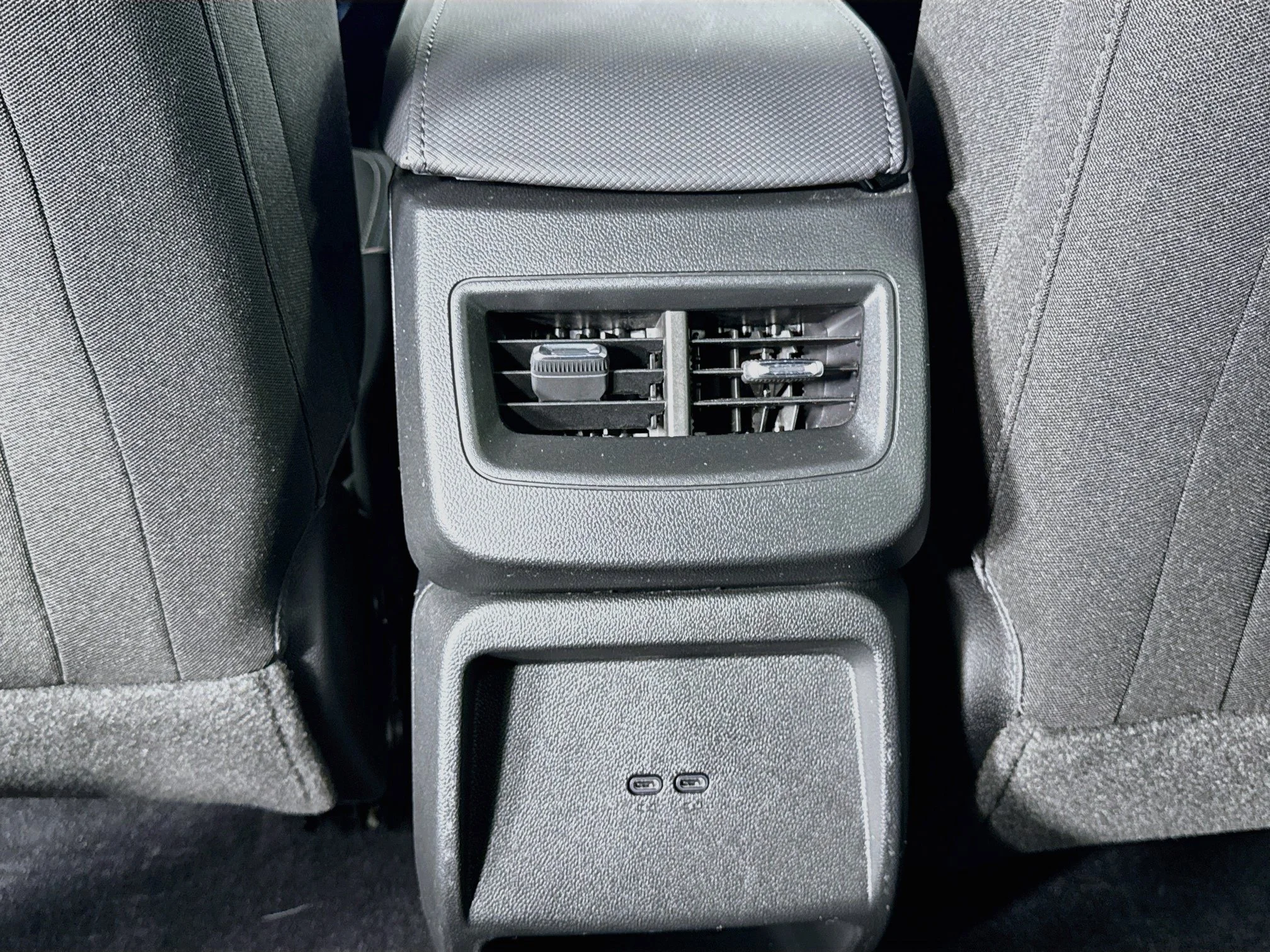 Used 2026 Galaxy Gray Metallic Chevrolet LT image 27