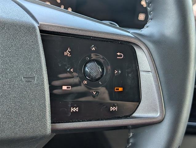 Used 2025 Super Black Nissan SL image 26