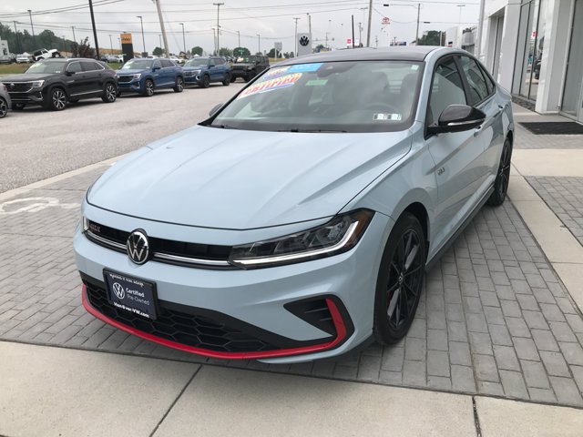 Certified Used 2025 Monument Gray w/Deep Black Roof Volkswagen Autobahn image 4