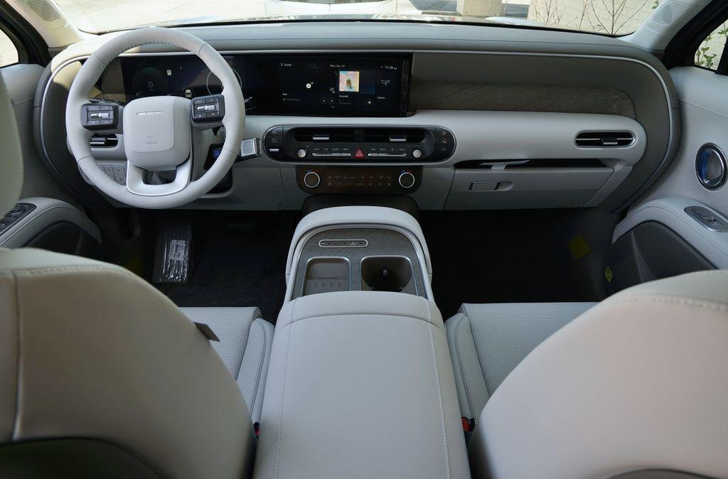 New 2026 Abyss Black Pearl Hyundai SEL Premium image 7