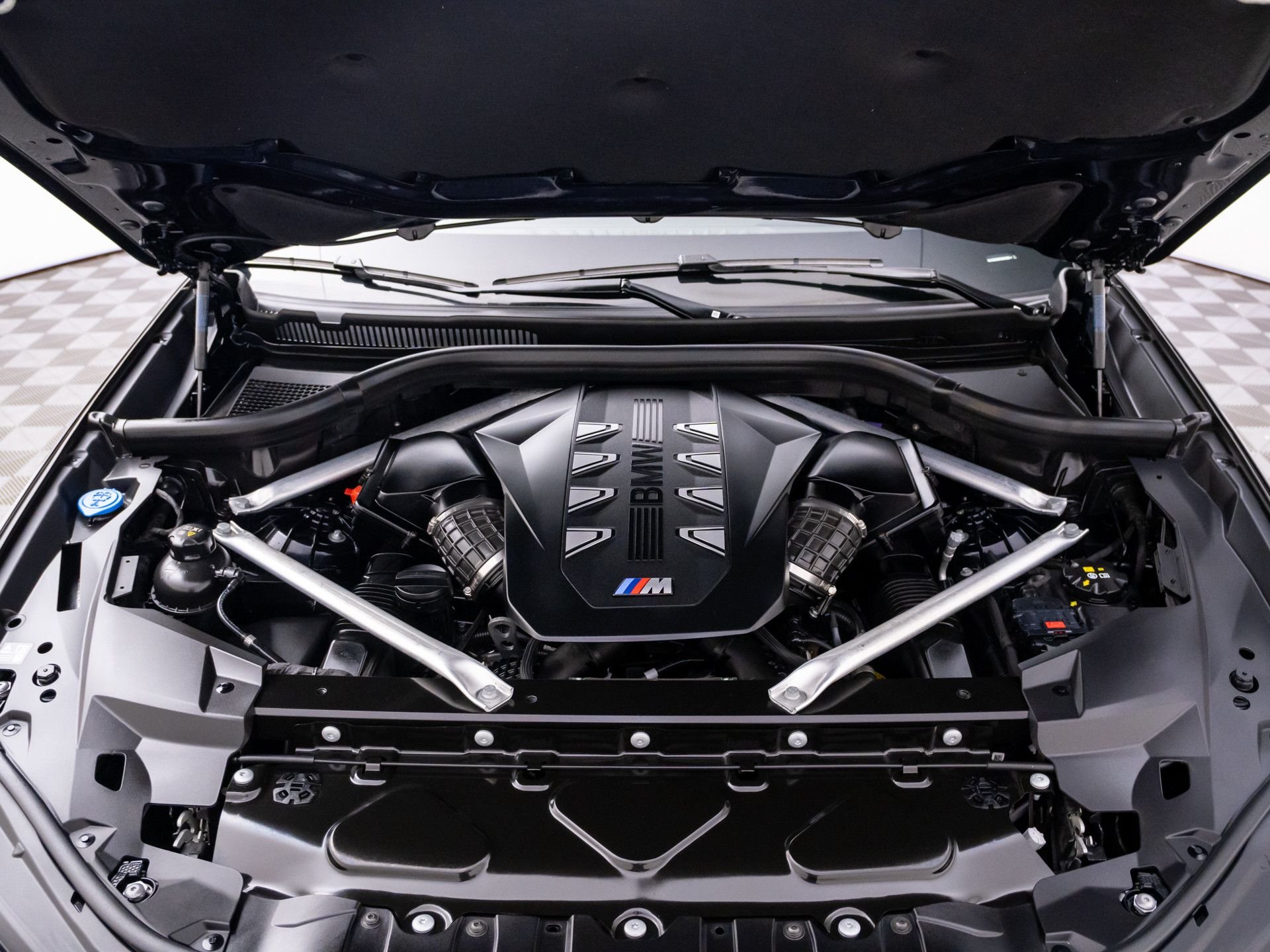 Certified Used 2026 Carbon Black Metallic BMW M60i image 37