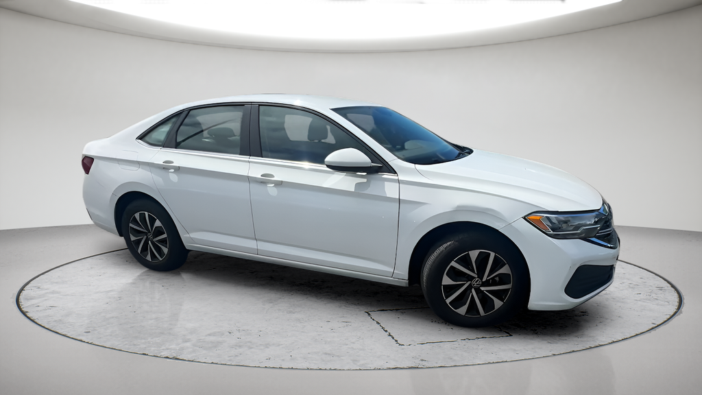 Used 2023 White Volkswagen 1.5T S image 3