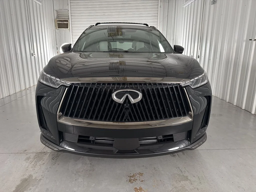 Certified Used 2026 Black INFINITI Autograph image 3