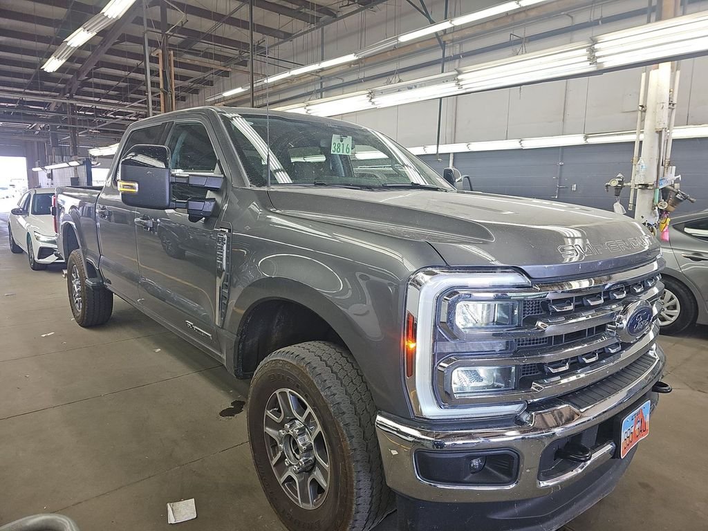2024 Ford F-250 Lariat 4x4 Crew Cab 6-3/4' Box's photo