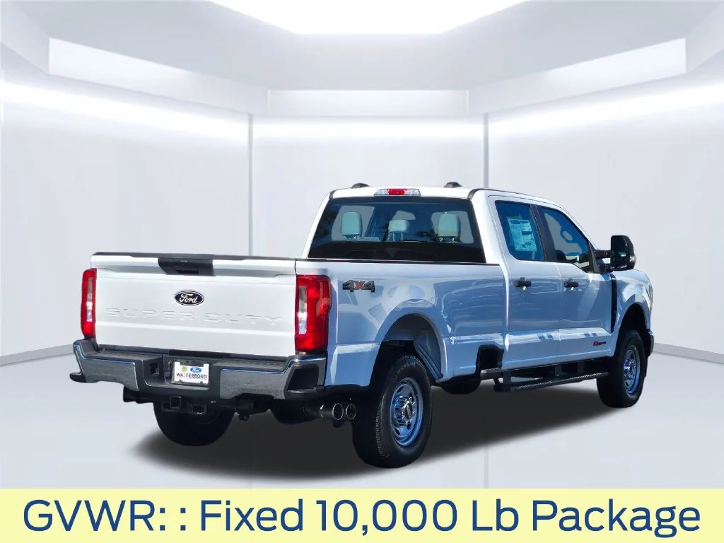 New 2027 Oxford White Ford F-250® XL image 21