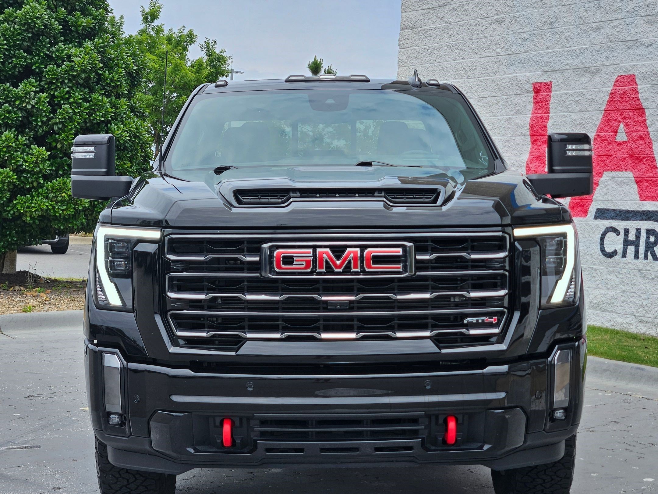 Used 2024 GMC Sierra 2500HD AT4 with VIN 1GT49PEY8RF109346 for sale in Little Rock