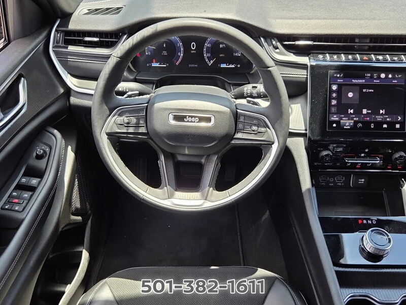 Used 2024 Diamond Black JEEP ALTITUDE 4X2 image 12