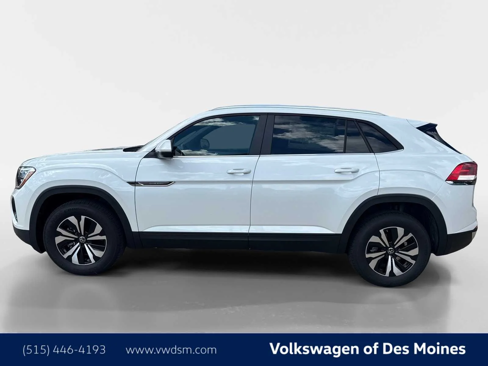 New 2026 Opal White Pearl Volkswagen 2.0T SE image 3