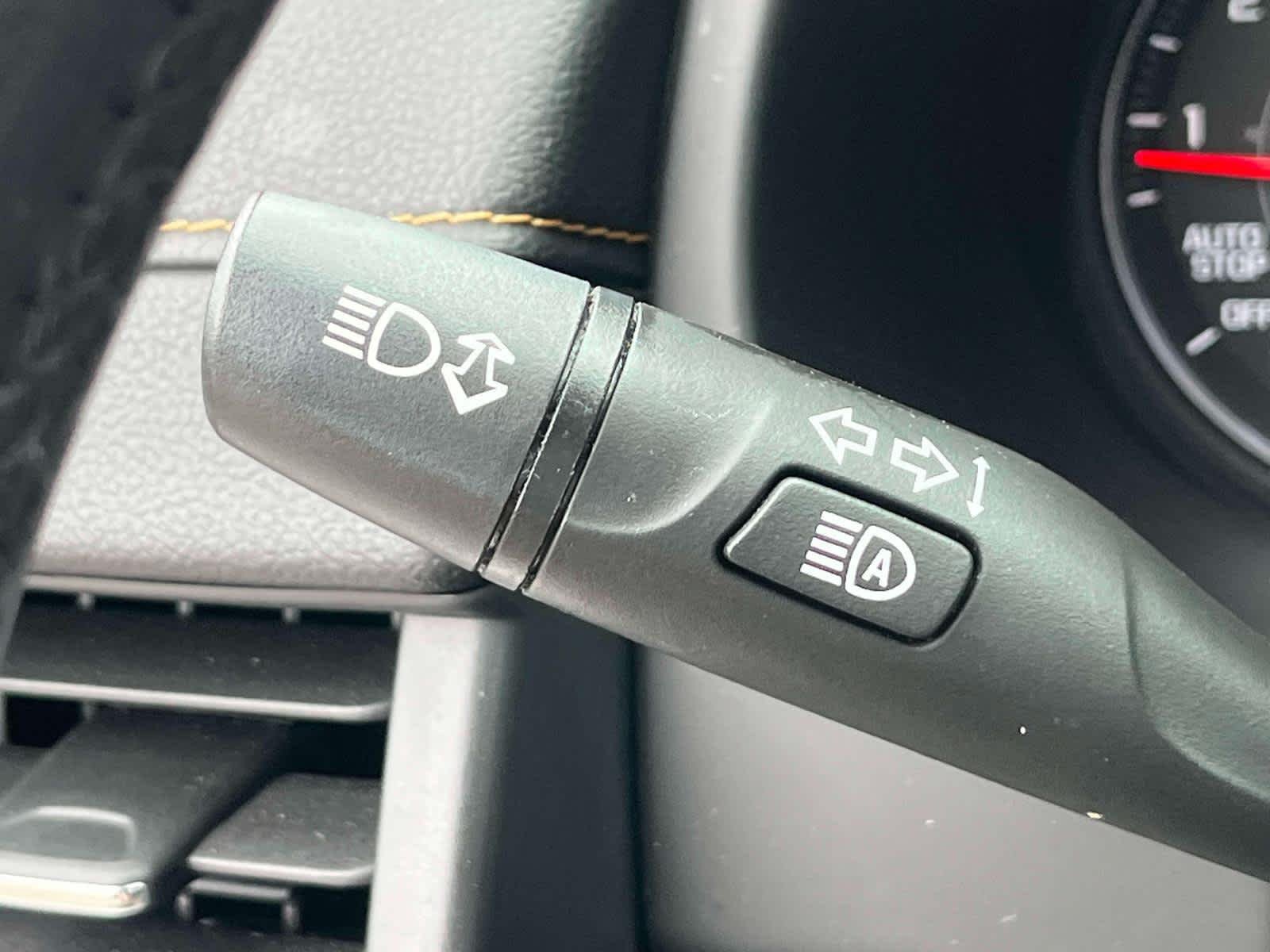 Used 2020 Summit White GMC SLE image 37