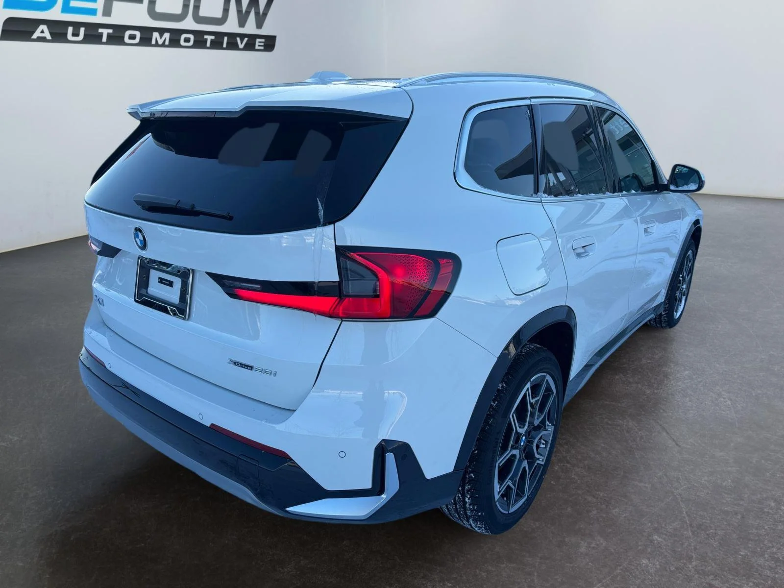New 2026 Alpine White BMW xDrive28i image 13
