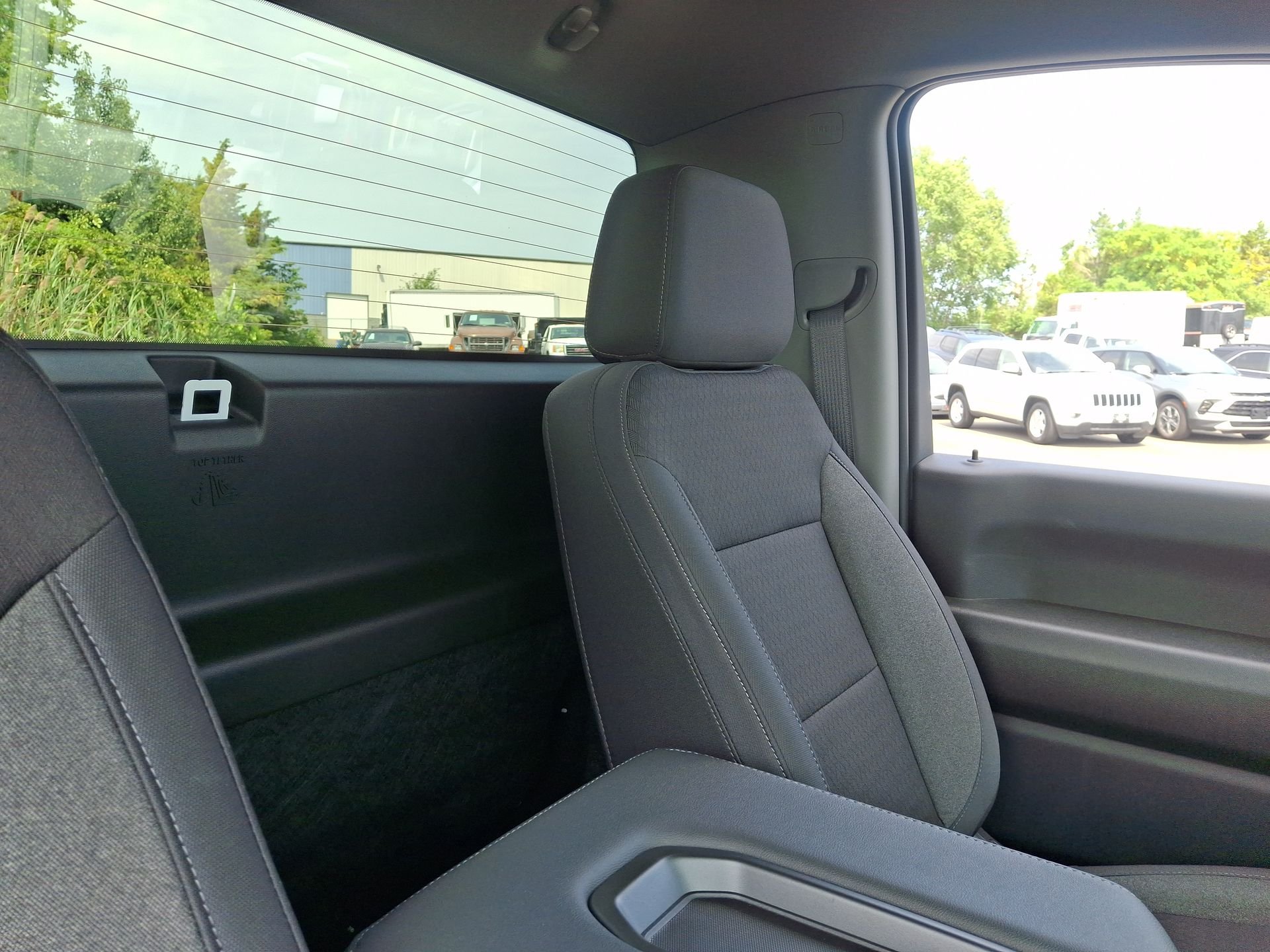 2026 GMC Sierra 2500HD Pro - Photo 37