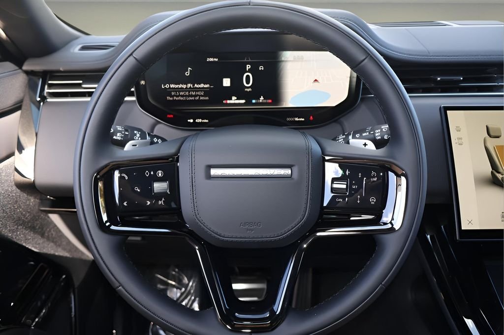 Certified Used 2026 Black Land Rover Dynamic SE image 19