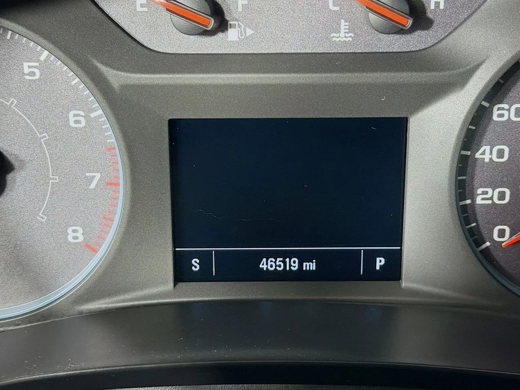 Used 2024 White Chevrolet LT image 14