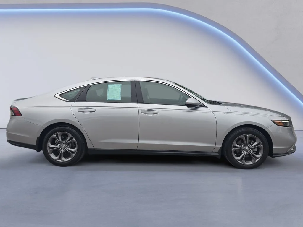 2024 Honda Accord EX - Photo 6
