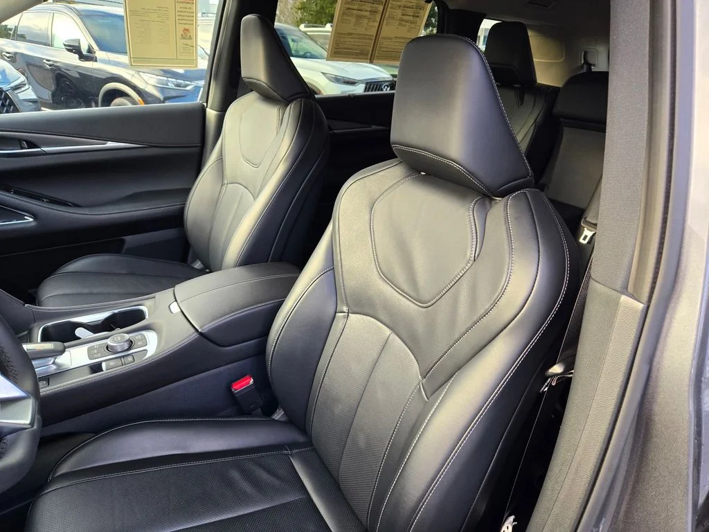 2025 INFINITI QX60 LUXE - Photo 15