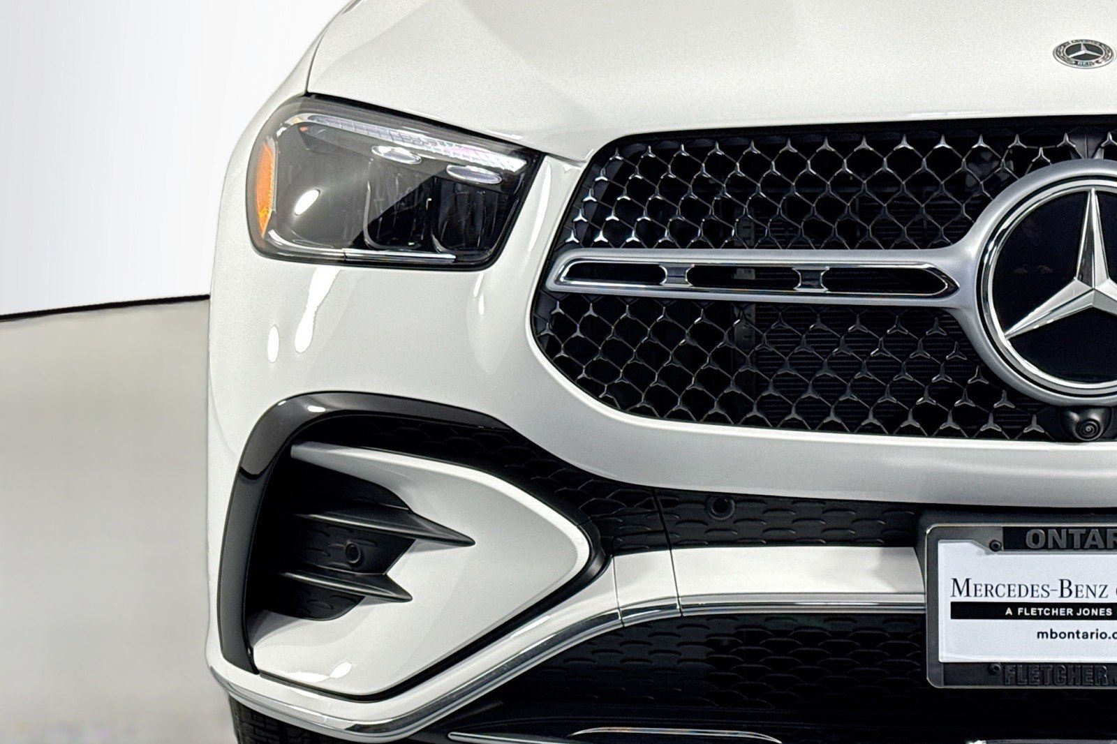 New 2026 Polar White Mercedes-Benz GLE 450 4MATIC® SUV image 13