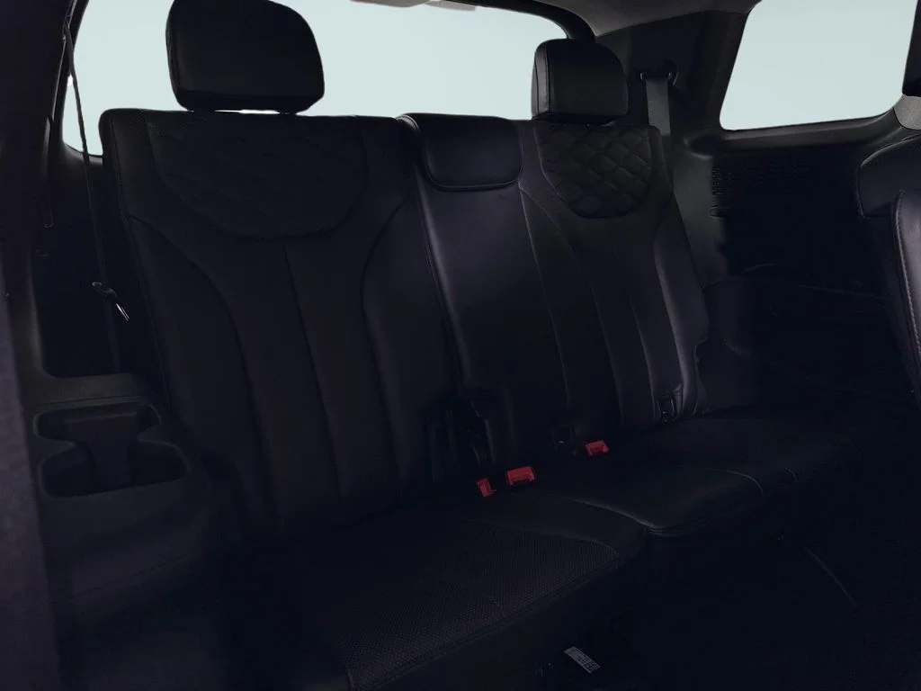Used 2021 White Hyundai Limited image 16