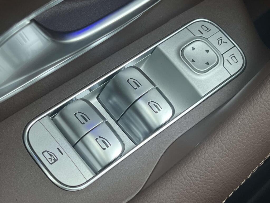 New 2026 Polar White Mercedes-Benz GLE 350 image 31