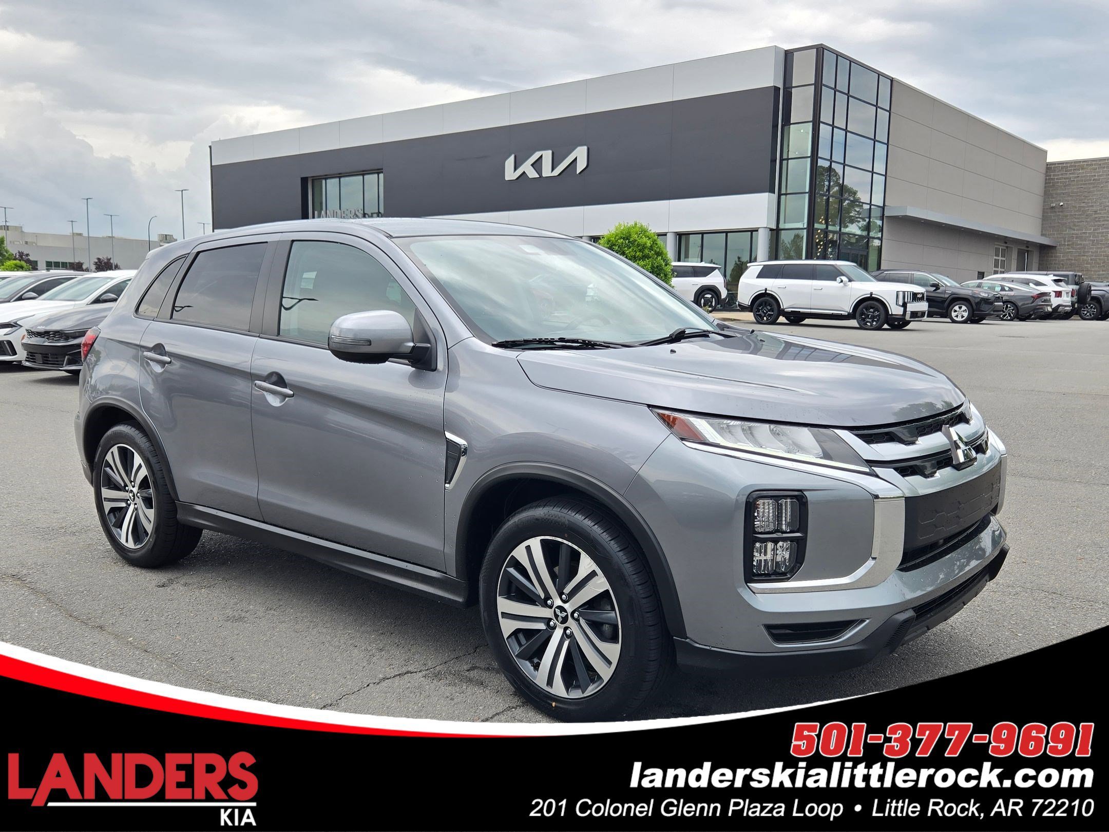2024 Mitsubishi Outlander Sport 2.0 SE AWC CVT's photo