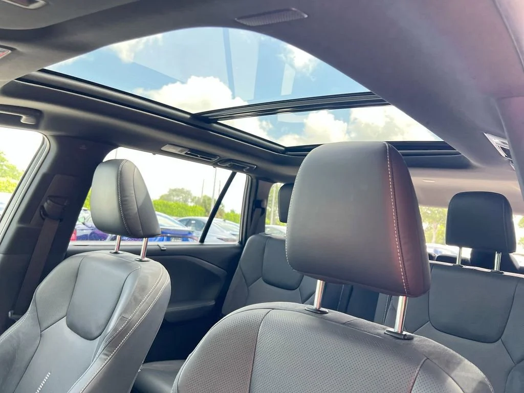 Used 2024 Gray Lexus 350 Luxury image 18