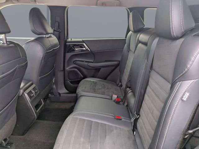 Used 2024 Gray Mitsubishi SE image 14